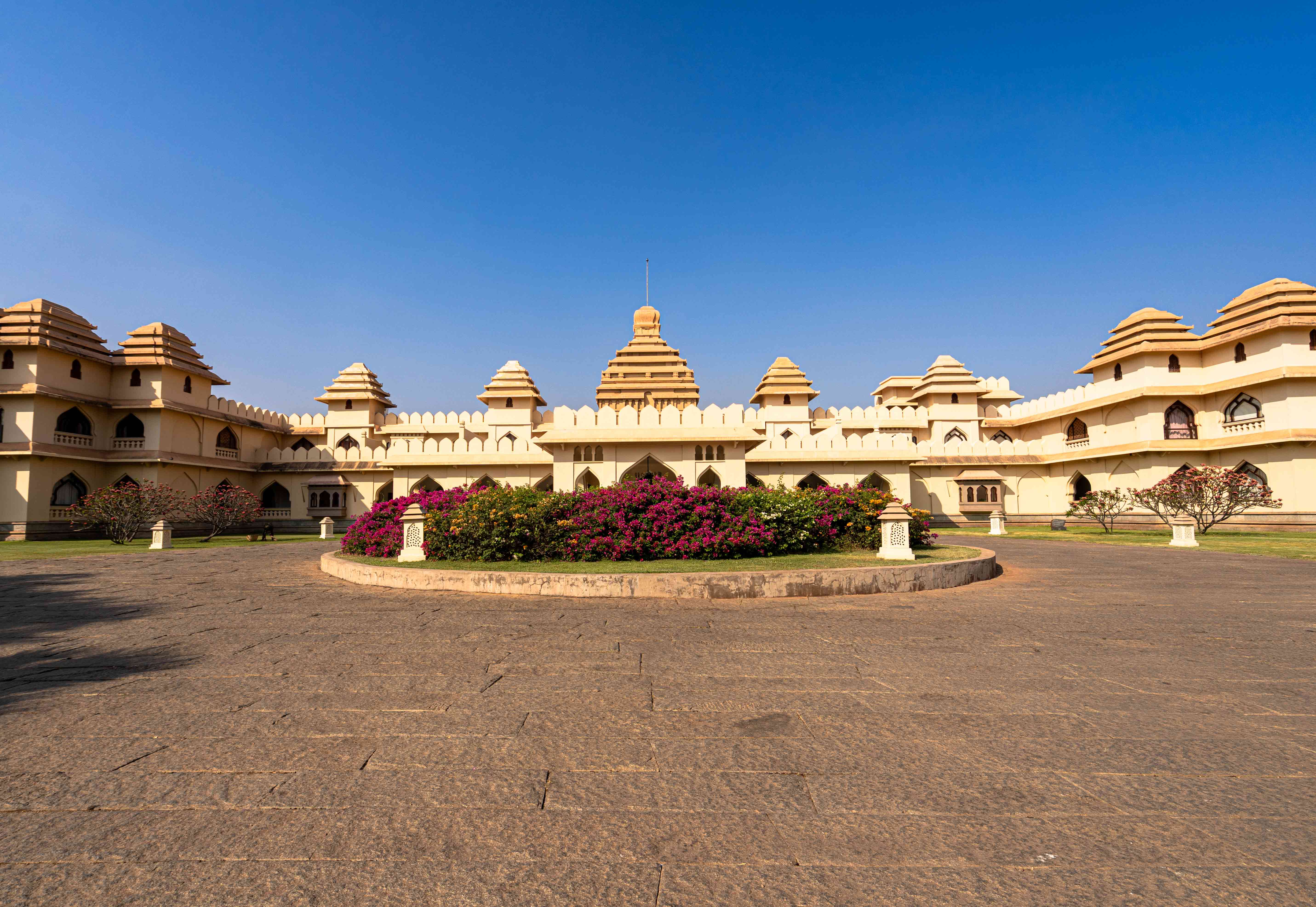 Evolve Back, Hampi